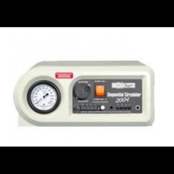 COMPRESSION PUMP AND BOOTS - Picture 2 of 4